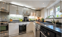 Oak Tree House kitchen